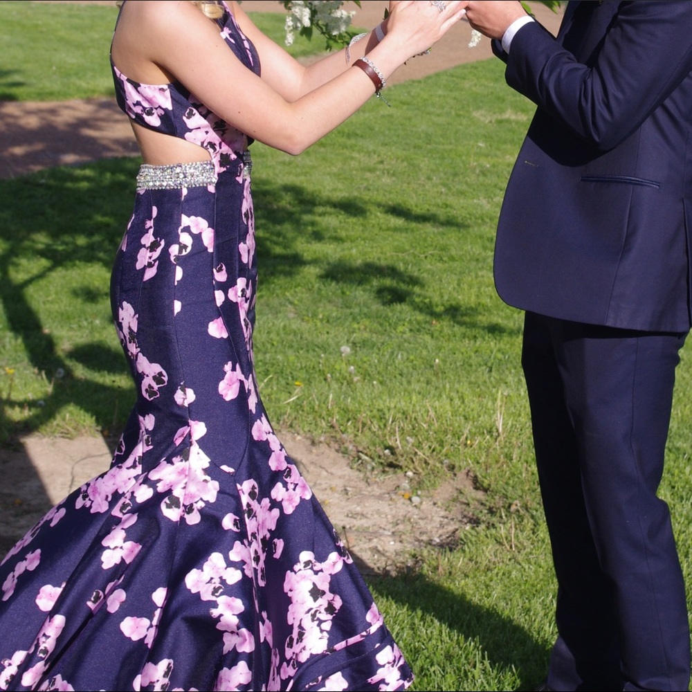 Navy and pink floral prom dress - Picture 3 of 3